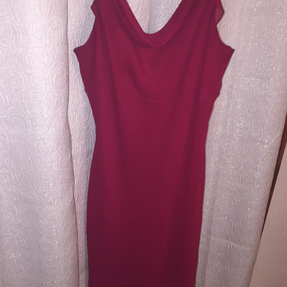Very elegant red dress